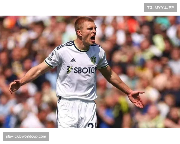 利兹联高位逼抢战术奏效 场均压迫次数达28次位列英超前三 利兹联高位逼抢战术奏效 场均压迫次数达28次位列英超前三